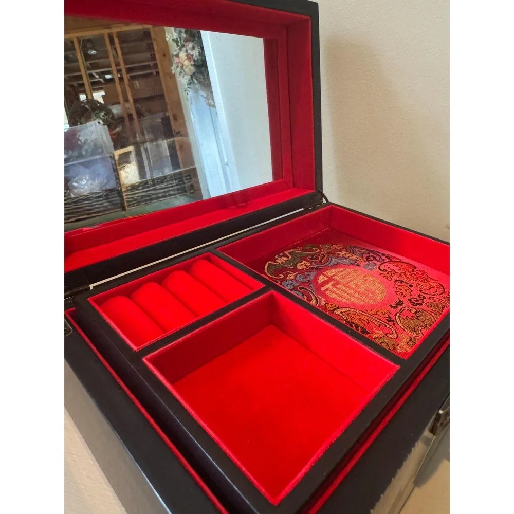 Vintage Black Lacquer Jewelry Box | Chinoiserie Banana Leaf Bird Design, Silk